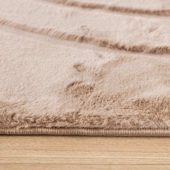 Miękki dywan z długim włosiem - Carvy Curves Taupe - 5