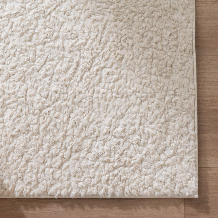 Pluszowy dywan – Bobby Biały - 4